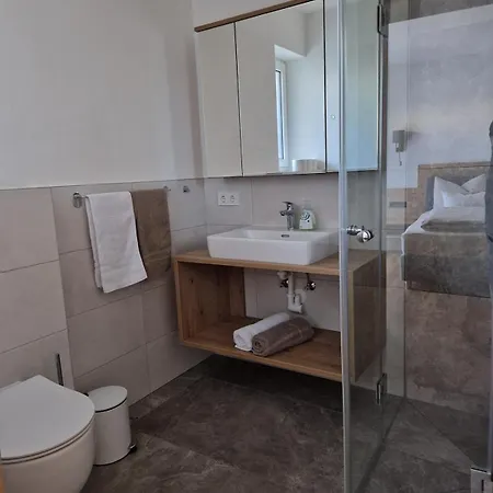 Bergland Apartament *
